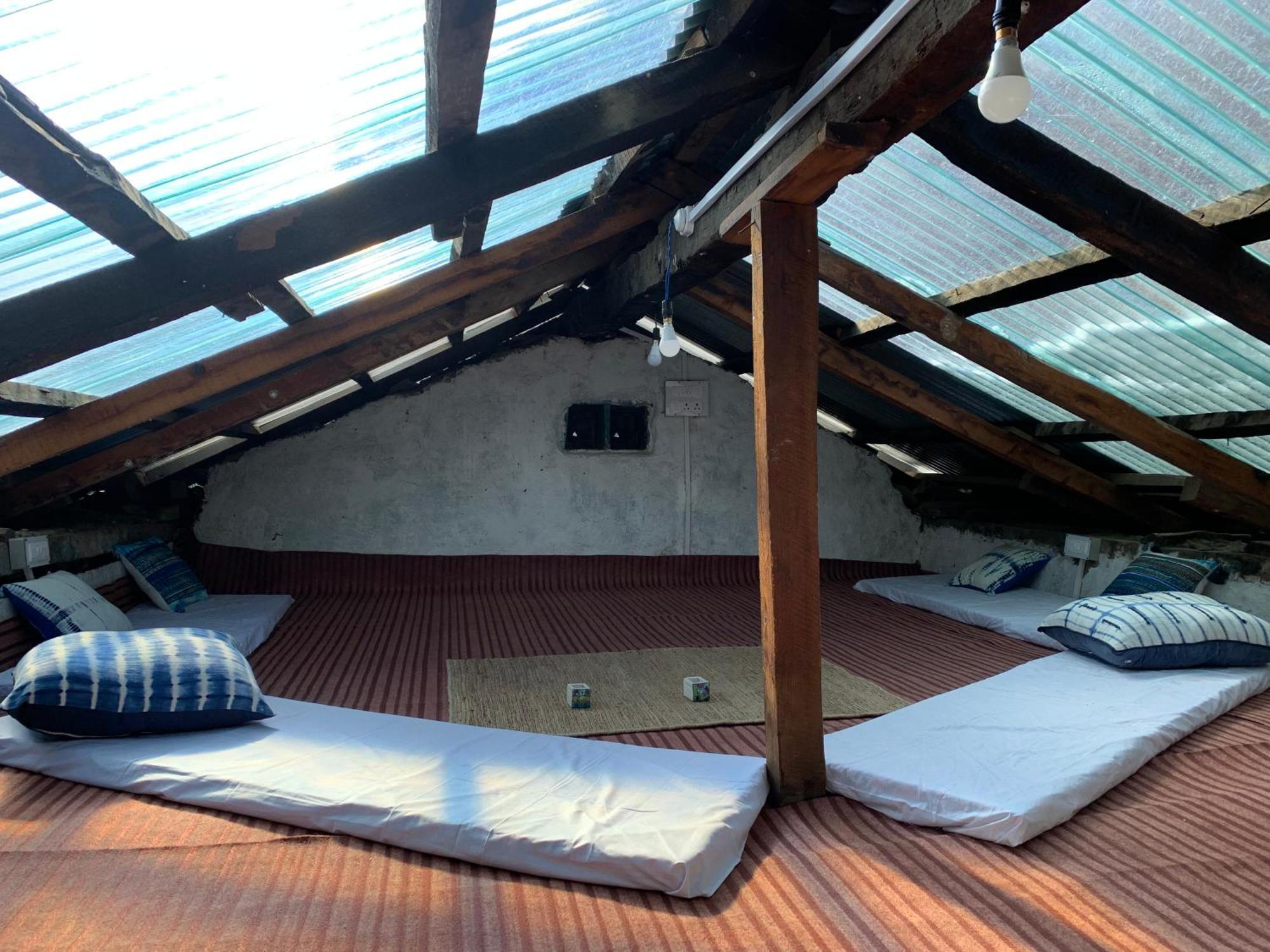 The Nook, Sainj Hostel Luaran gambar